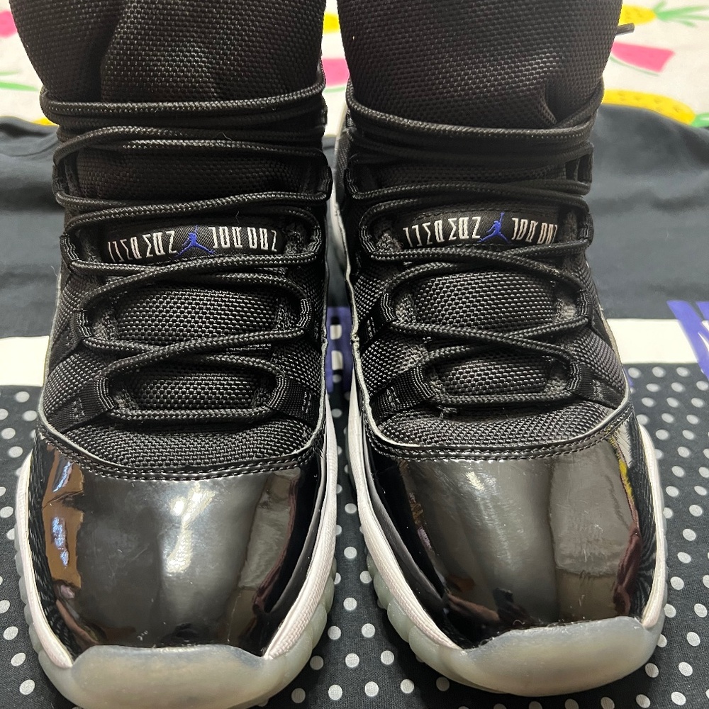 Jordan space jam high tops with shirt